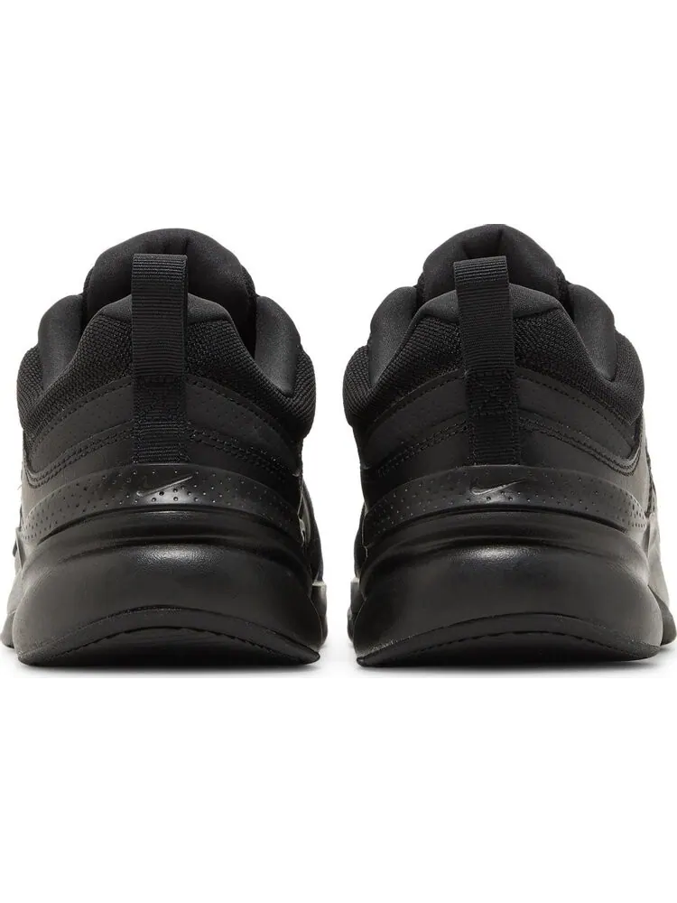 Кроссовки Nike Defy All Day 'Triple Black' — изображение 6 из 8, черный