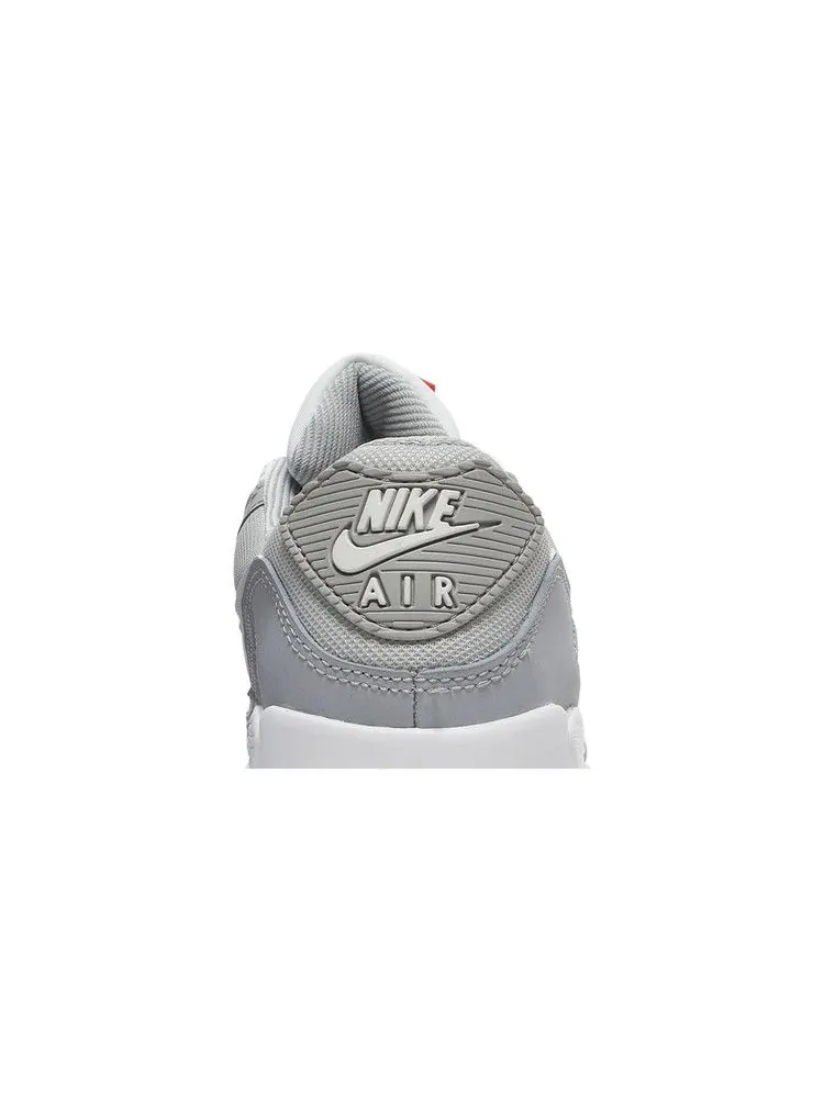 Кроссовки Nike Wmns Air Max 90 'Light Smoke Grey' — изображение 8 из 9