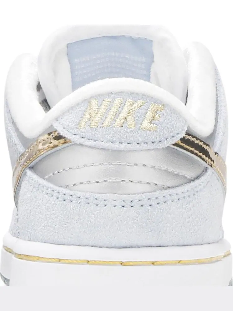 Кроссовки Nike Sean Cliver x Dunk Low SB PS 'Holiday Special' — изображение 7 из 8, синий