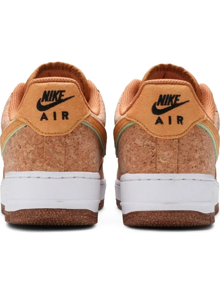 Кроссовки Nike Air Force 1 '07 Premium 'Happy Pineapple - Cork' — изображение 6 из 8, коричневый
