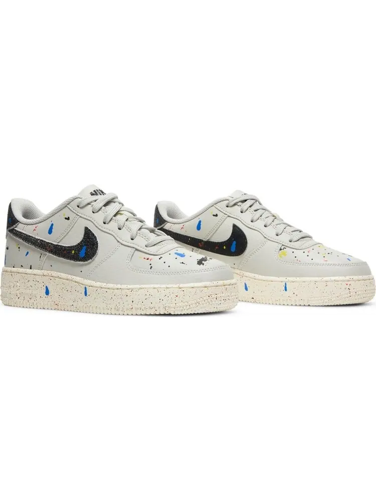 Кроссовки Nike Air Force 1 LV8 3 GS 'Paint Splatter - Light Bone' — изображение 8 из 8, белый
