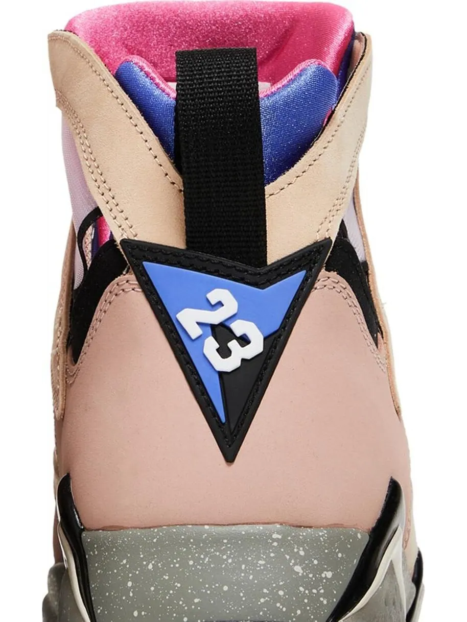 Кроссовки Air Jordan 7 Retro SE Sapphire — изображение 7 из 8, загар