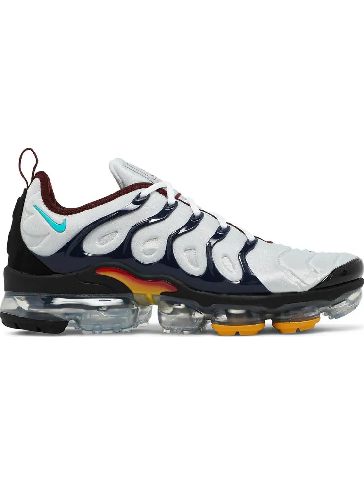 Кроссовки Nike Air VaporMax Plus 'Platinum Midnight Navy' — изображение 1 из 8, серый