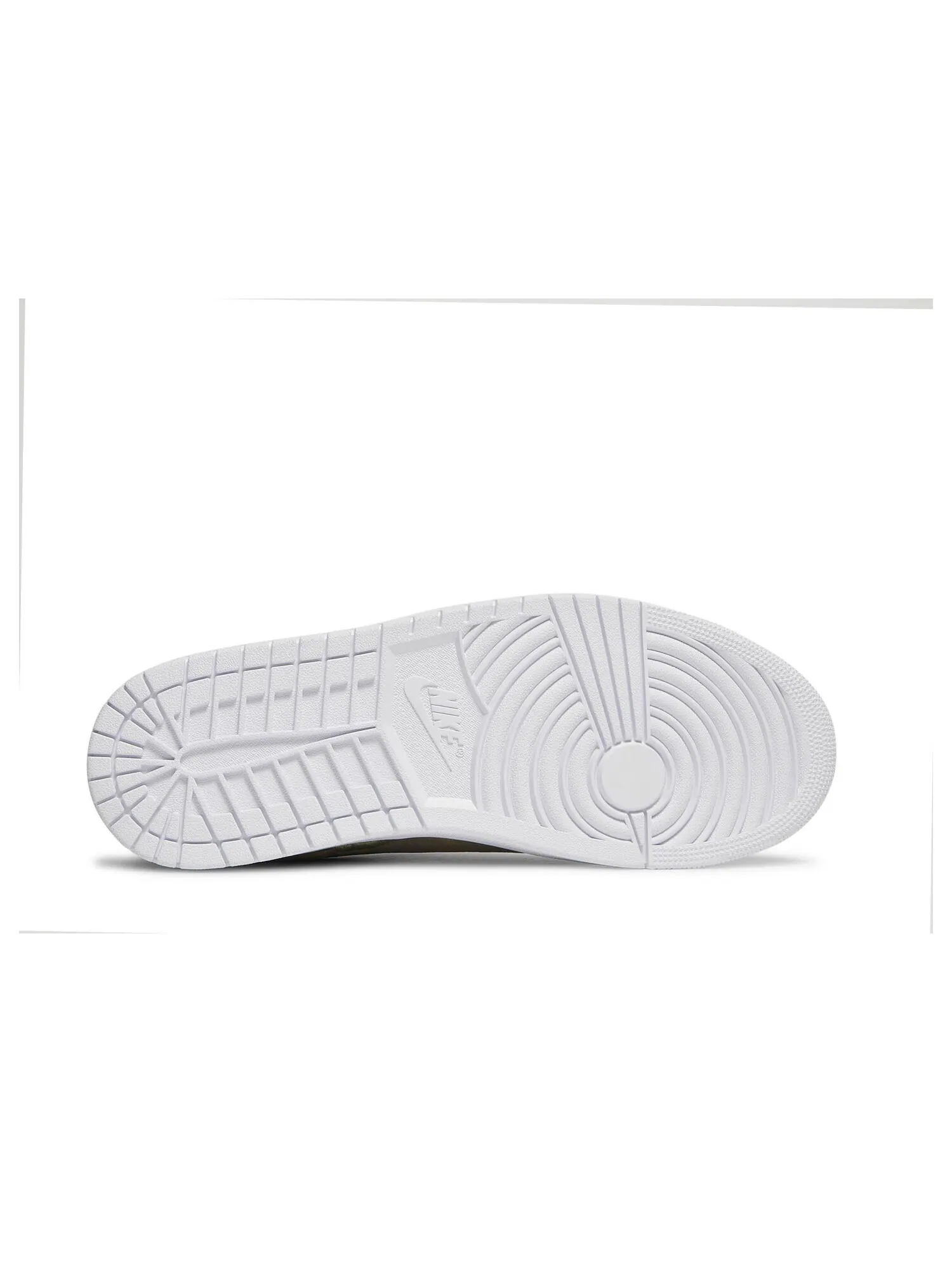 Кроссовки Air Jordan 1 Centre Court 'Oil Green' — изображение 4 из 8, зеленый