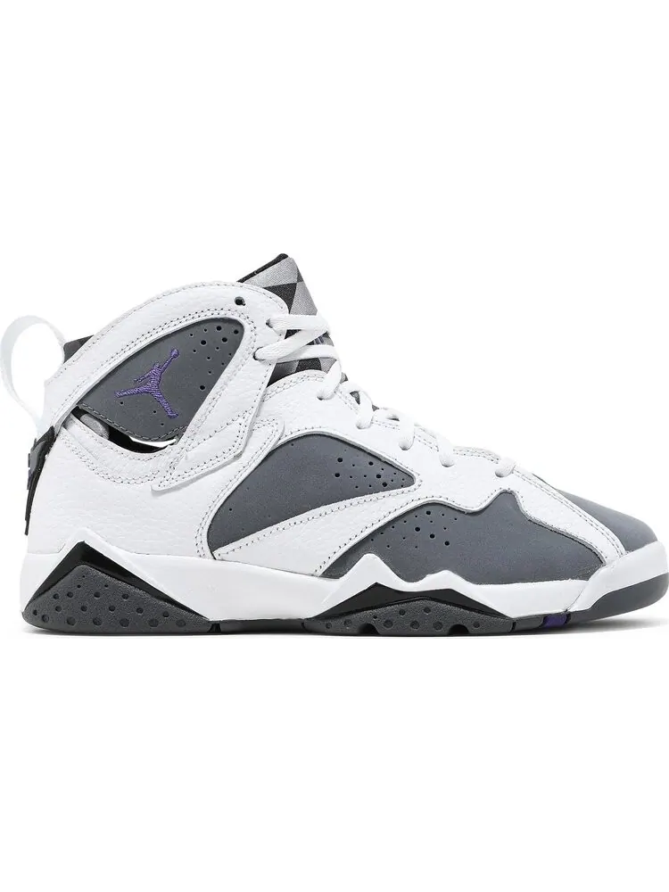 Кроссовки Air Jordan 7 Retro GS Flint 2021 — изображение 1 из 8, белый