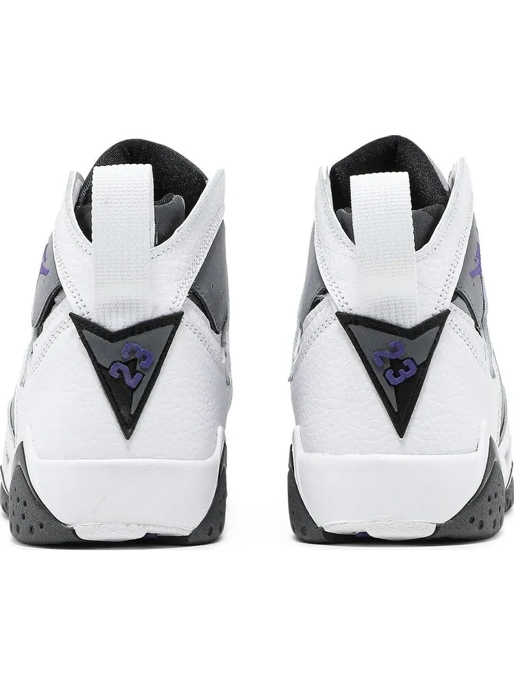 Кроссовки Air Jordan 7 Retro GS Flint 2021 — изображение 6 из 8, белый