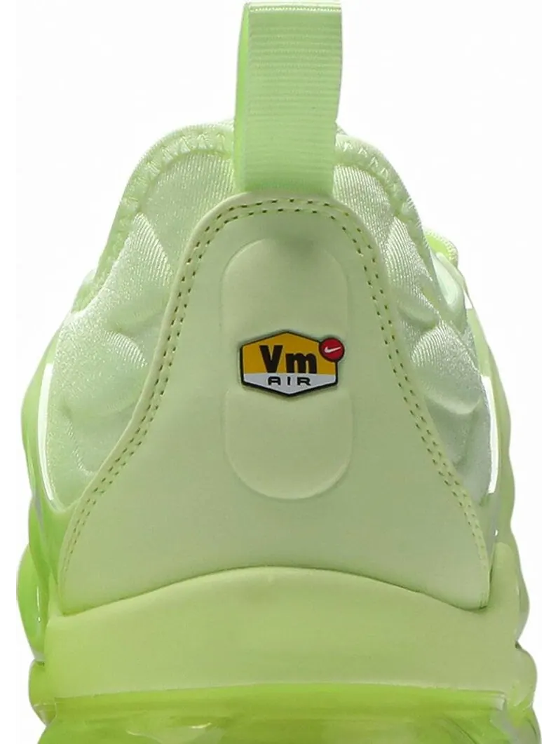 Кроссовки Nike Wmns Air VaporMax Plus 'Barely Volt' — изображение 7 из 8, зеленый