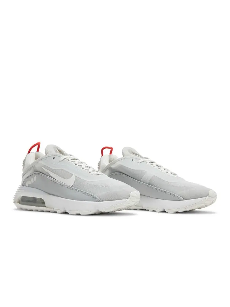 Кроссовки Nike Wmns Air Max 2090 'Light Smoke Grey' — изображение 9 из 9, светлый серый/белый