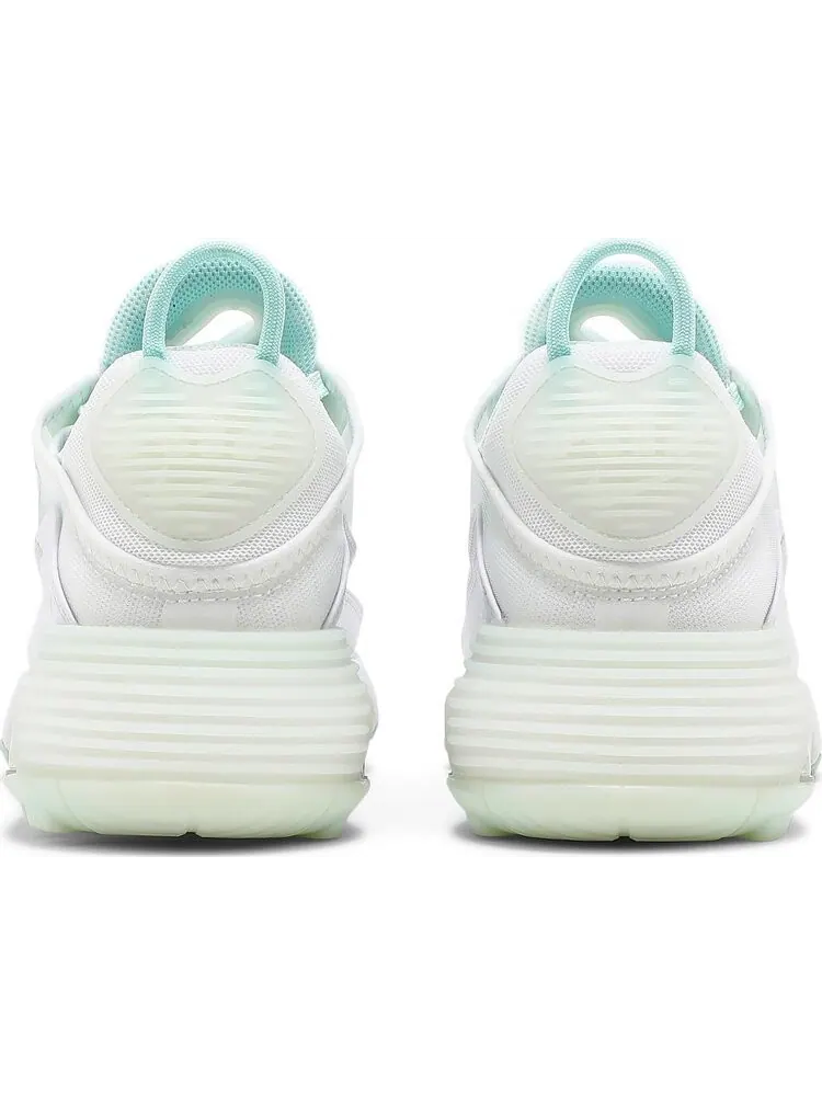 Кроссовки Nike Wmns Air Max 2090 'White Barely Green' — изображение 6 из 8, белый