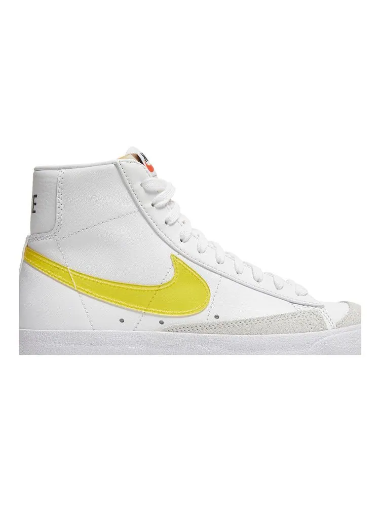 Кроссовки Nike Wmns Blazer Mid '77 Essential 'White Opti Yellow' — изображение 3 из 9