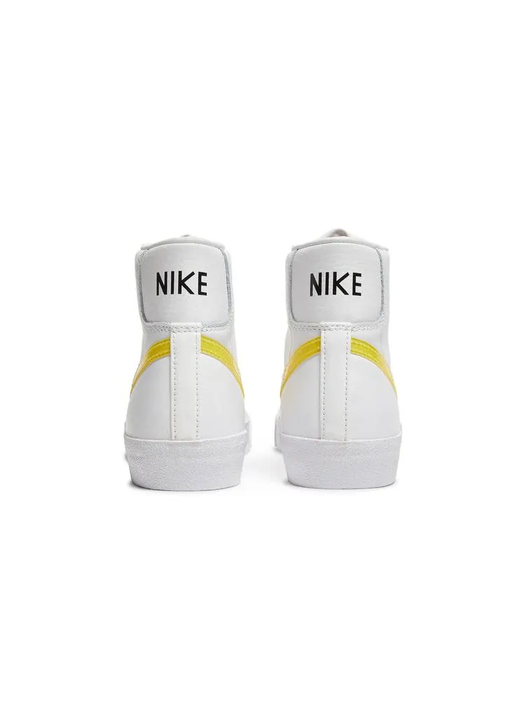 Кроссовки Nike Wmns Blazer Mid '77 Essential 'White Opti Yellow' — изображение 7 из 9
