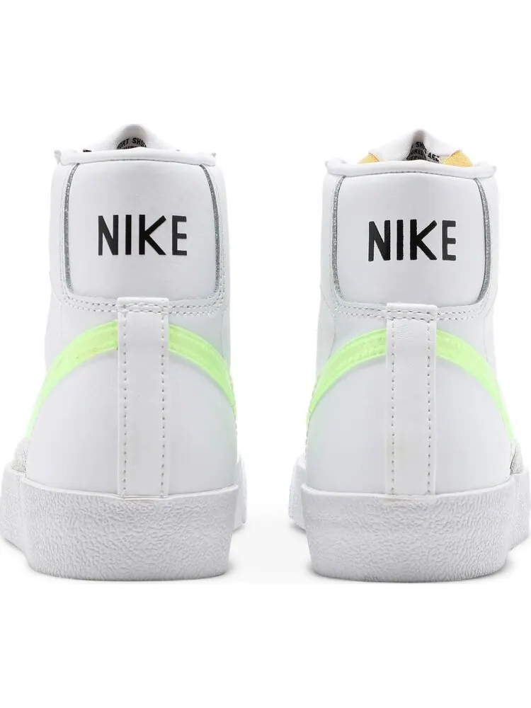 Кроссовки Nike Wmns Blazer Mid '77 Essential 'White Volt' — изображение 6 из 8, белый