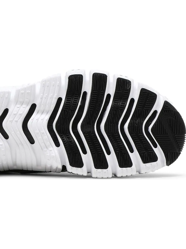 Кроссовки Nike Wmns Free Metcon 4 'White Black' — изображение 5 из 8, белый