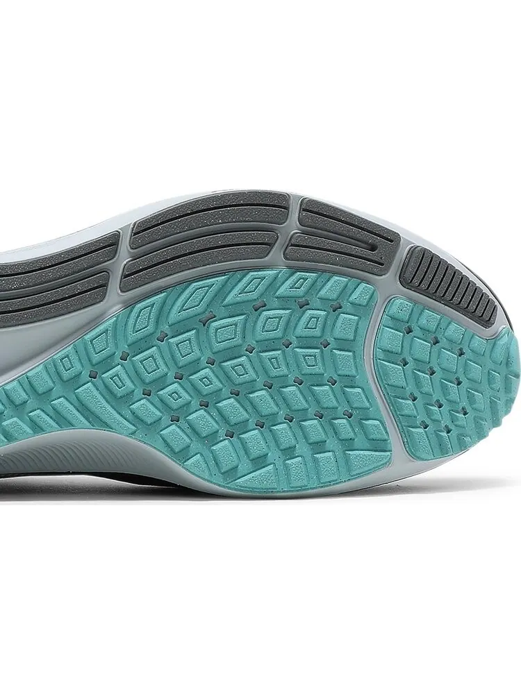 Кроссовки Nike Air Zoom Pegasus 38 LE 'Greedy' — изображение 5 из 8, серый