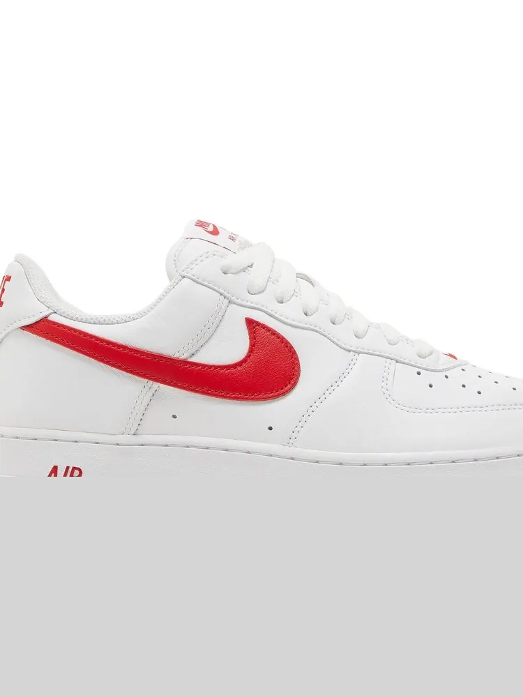 Кроссовки Nike Air Force 1 Low White/University Red — изображение 2 из 8, белый