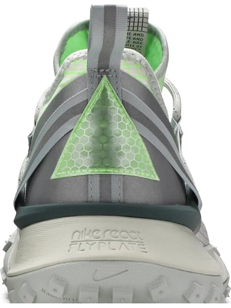 Кроссовки Nike ACG Mountain Fly Low 'Sea Glass' — изображение 7 из 8, зеленый