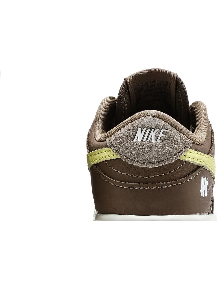 Кроссовки Nike Undefeated x Dunk Low SP TD 'Canteen' — изображение 7 из 8, коричневый