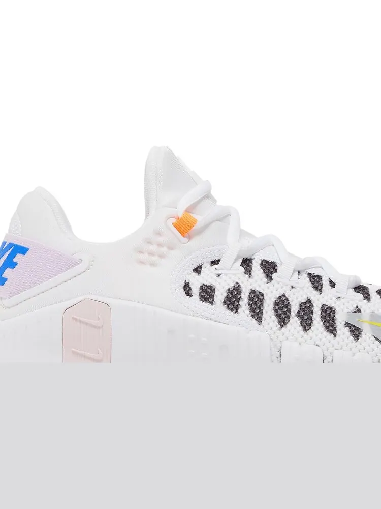 Кроссовки Nike Wmns Metcon 4 'Printed White Black' — изображение 2 из 8, черный