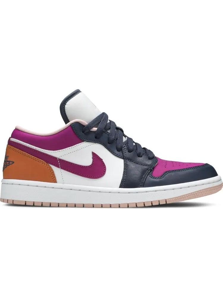 Кроссовки Wmns Air Jordan 1 Low SE Mismatched - Purple Magenta — изображение 1 из 8, мульти