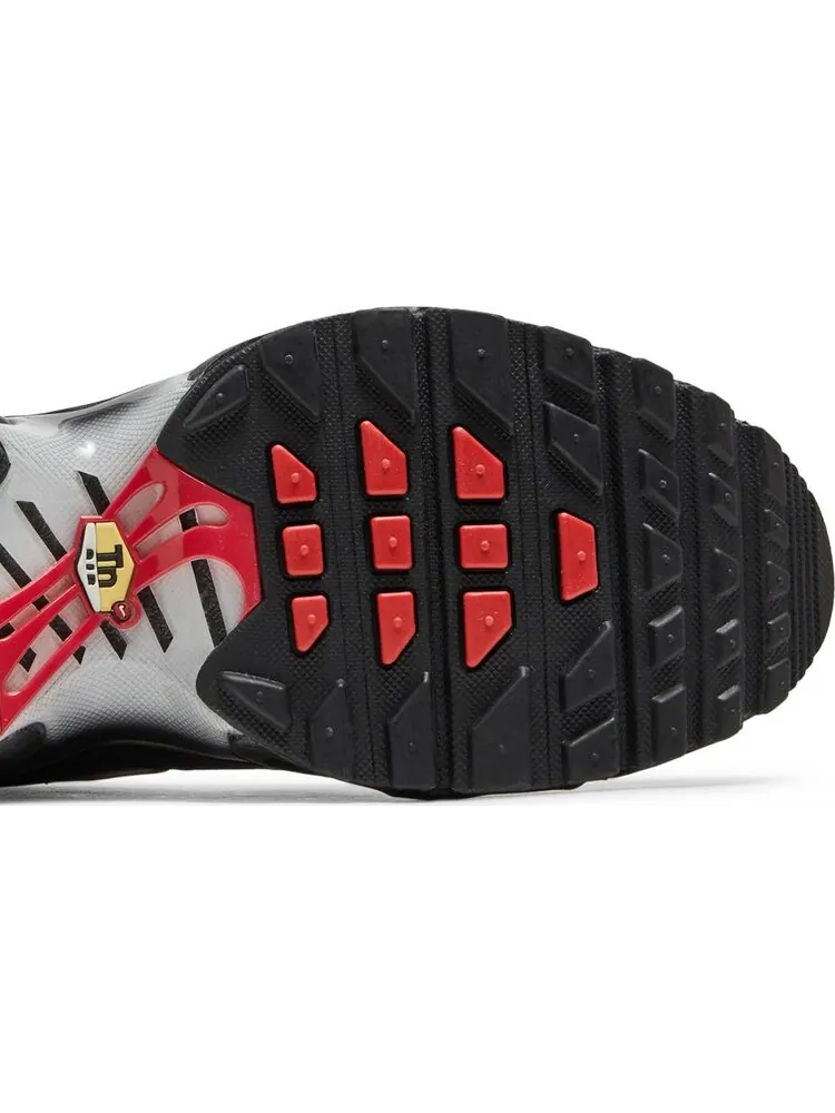 Кроссовки Nike Air Max Plus GS 'Black University Red' — изображение 5 из 8, черный
