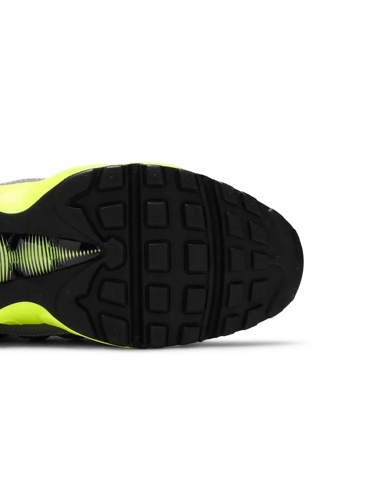 Кроссовки Nike Air Max 95 'Kiss My Airs - Black Volt' — изображение 6 из 9, черный//темный