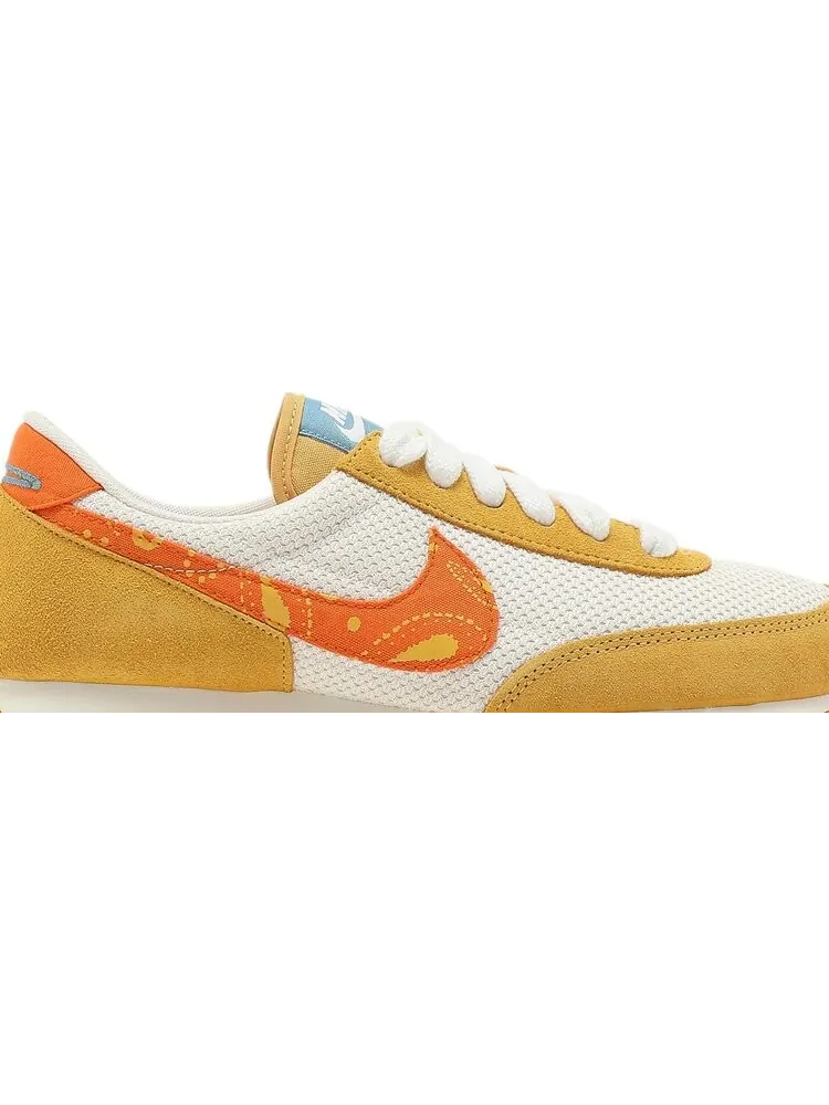 Кроссовки Nike Wmns Daybreak 'Paisley Swoosh - Pale Ivory Magma Orange' — изображение 2 из 8, оранжевый