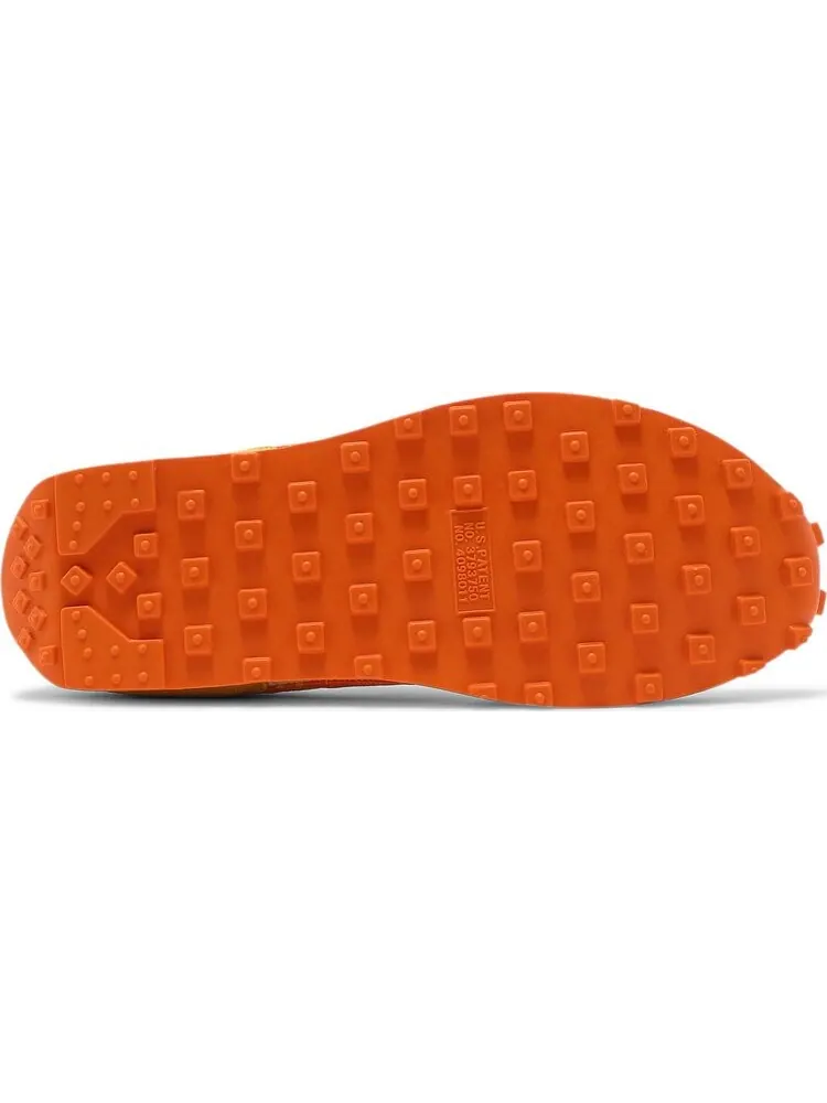Кроссовки Nike Wmns Daybreak 'Paisley Swoosh - Pale Ivory Magma Orange' — изображение 4 из 8, оранжевый