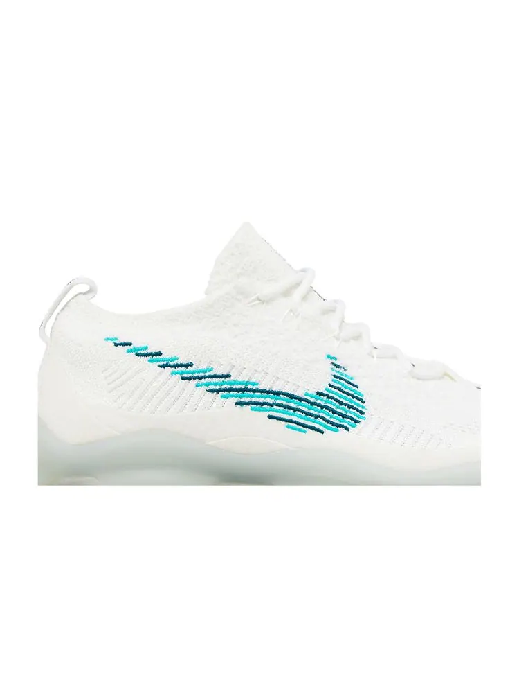 Кроссовки Air Max Scorpion Flyknit 'White Clear Emerald' — изображение 2 из 8, белый прозрачный