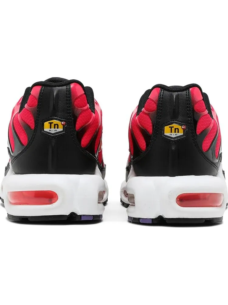 Кроссовки Nike Air Max Plus 'Siren Red' — изображение 6 из 8, красный