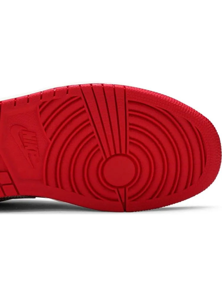 Кроссовки Air Jordan 1 Low SE Spades — изображение 5 из 10, белый