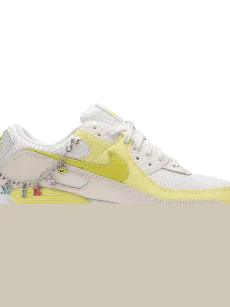 Кроссовки Nike Wmns Air Max 90 SE 'Princess Charming' — изображение 2 из 9, белый