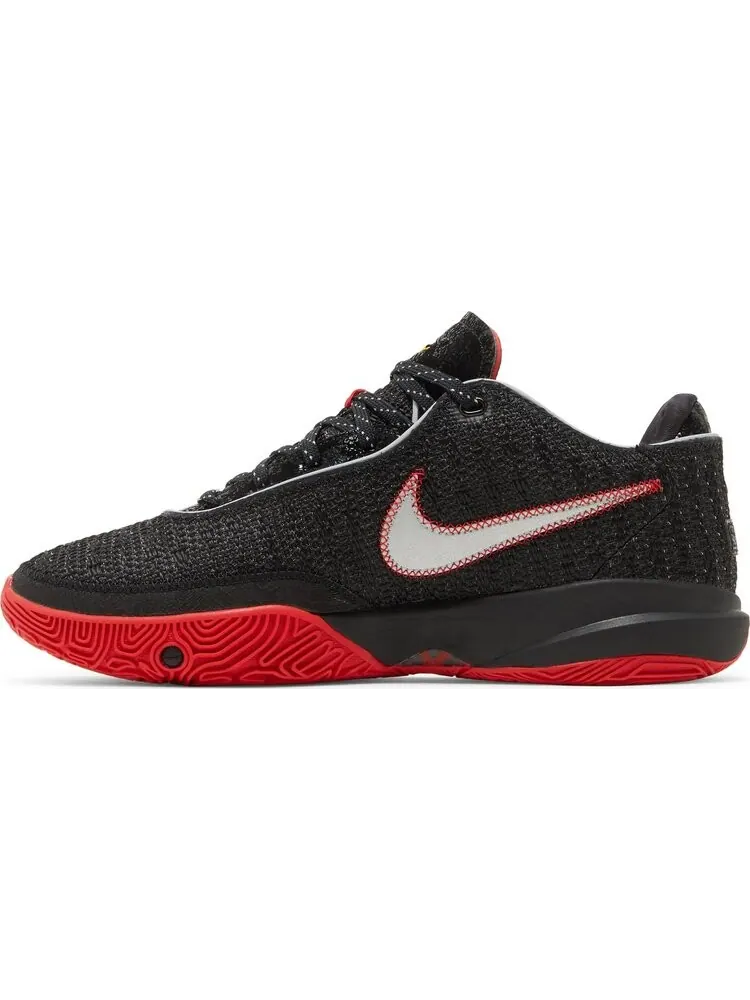 Кроссовки Nike LeBron 20 'Trinity' — изображение 3 из 8, черный