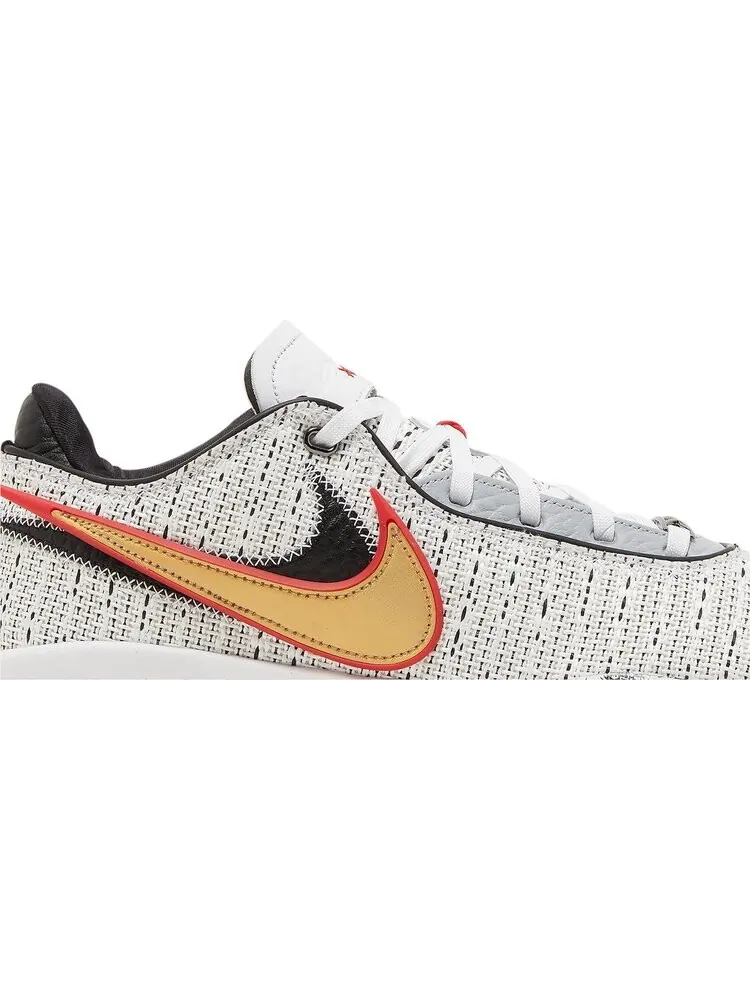 Кроссовки Nike LeBron 20 'The Debut' — изображение 2 из 8, белый