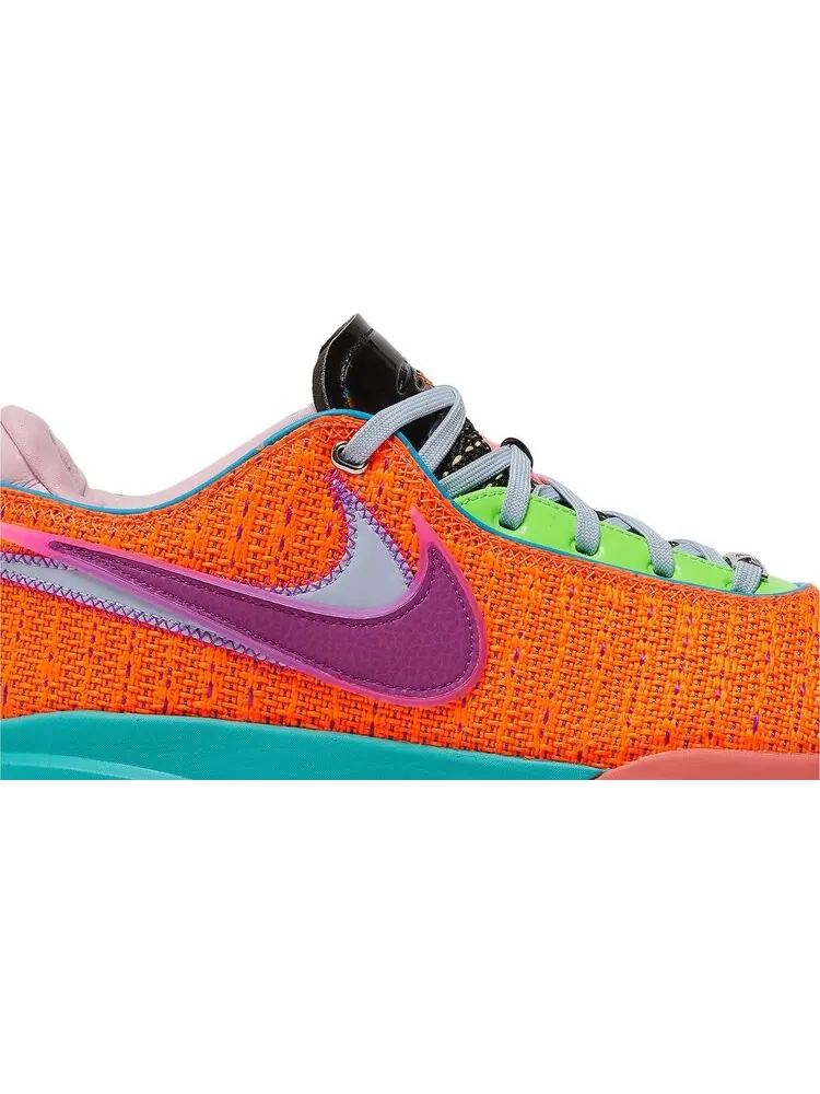 Кроссовки LeBron 20 'Chosen 1' — изображение 2 из 4, оранжевый