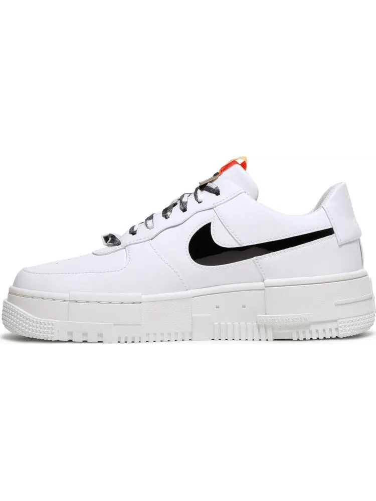 Кроссовки Nike Wmns Air Force 1 Pixel 'Fresh' — изображение 3 из 8, белый