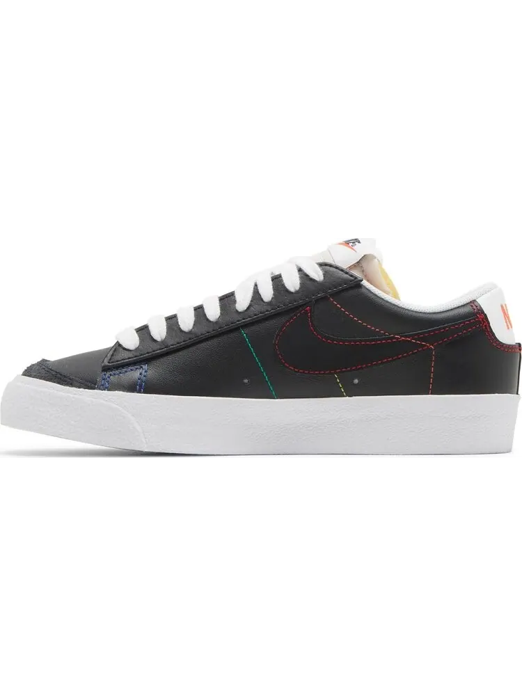Кроссовки Nike Wmns Blazer Low '77 'Black' — изображение 3 из 8, черный