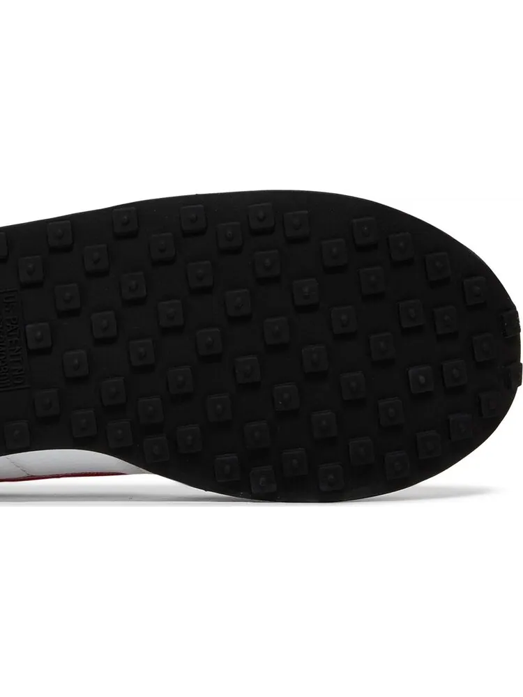 Кроссовки Nike Waffle Trainer 2 'White Light Smoke Grey Gym Red' — изображение 5 из 8, белый