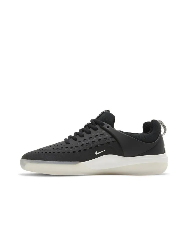 Кроссовки Nike Zoom Nyjah 3 SB — изображение 3 из 4, черный