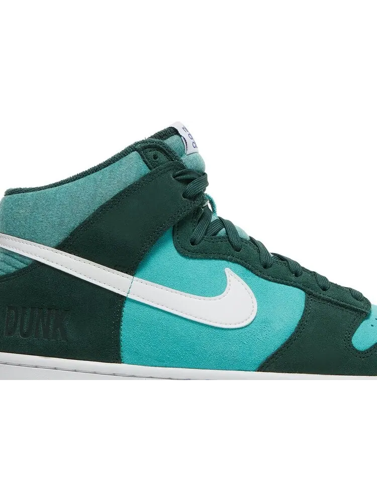 Кроссовки Nike Dunk High SE 'Athletic Club - Pro Green' — изображение 2 из 8, зеленый