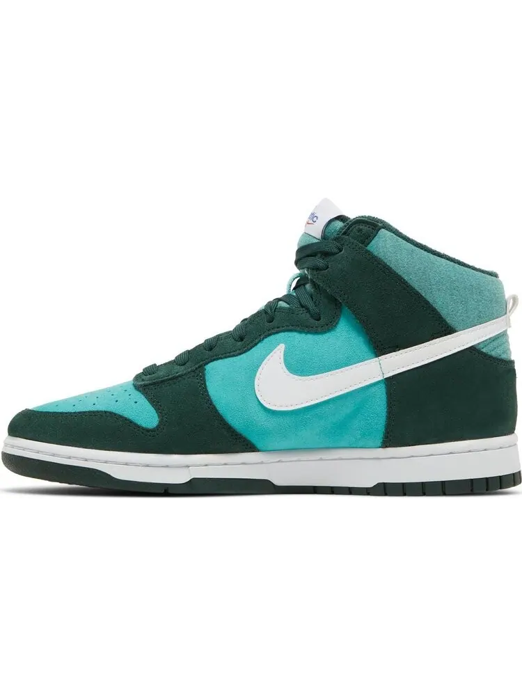 Кроссовки Nike Dunk High SE 'Athletic Club - Pro Green' — изображение 3 из 8, зеленый