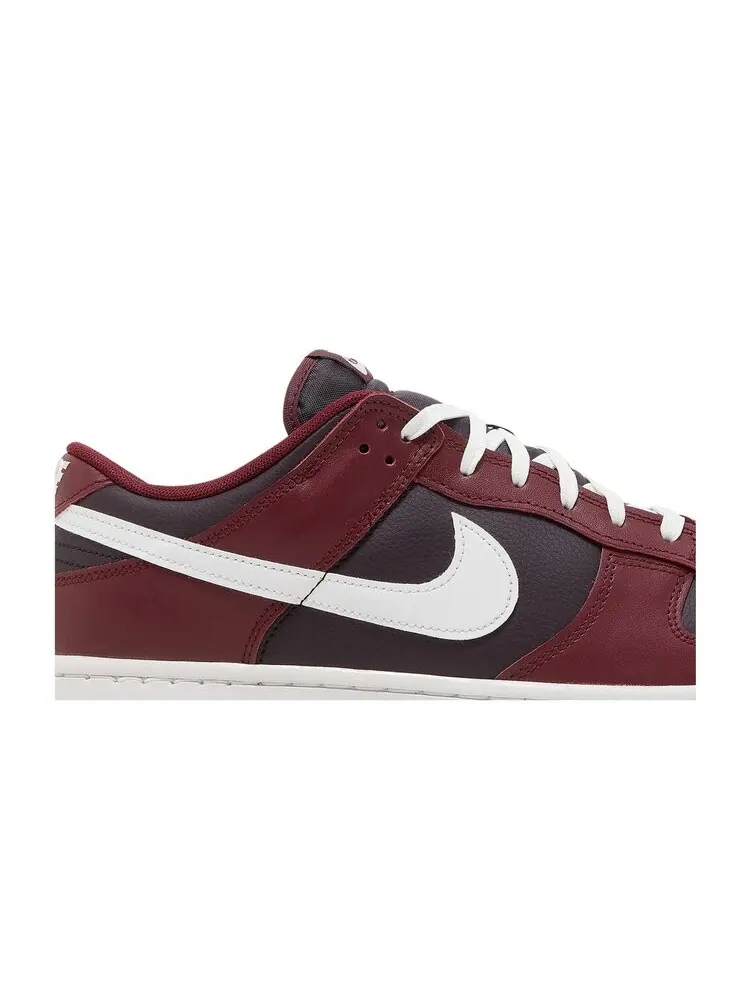 Кроссовки Nike Dunk Low — изображение 2 из 4, красный