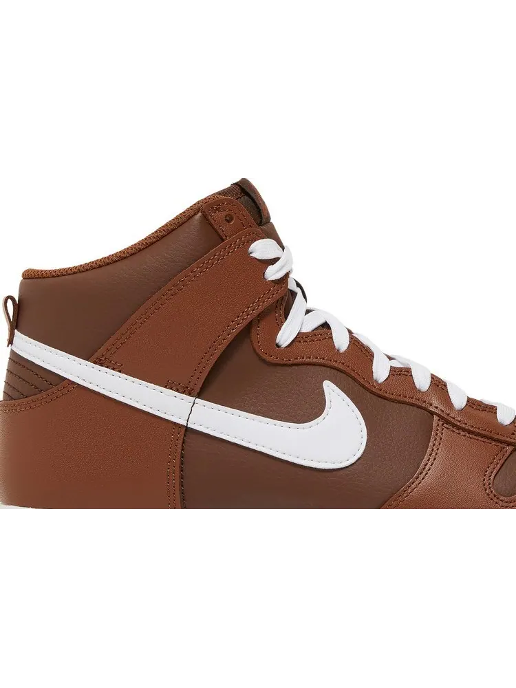 Кроссовки Nike Dunk High 'Chocolate' — изображение 2 из 8, коричневый