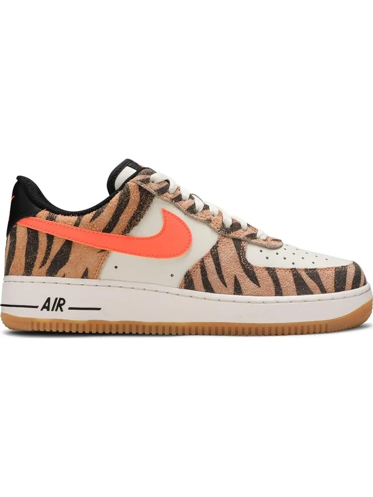 Кроссовки Nike Air Force 1 Low Premium 'Daktari Stripes' — изображение 1 из 8, загар