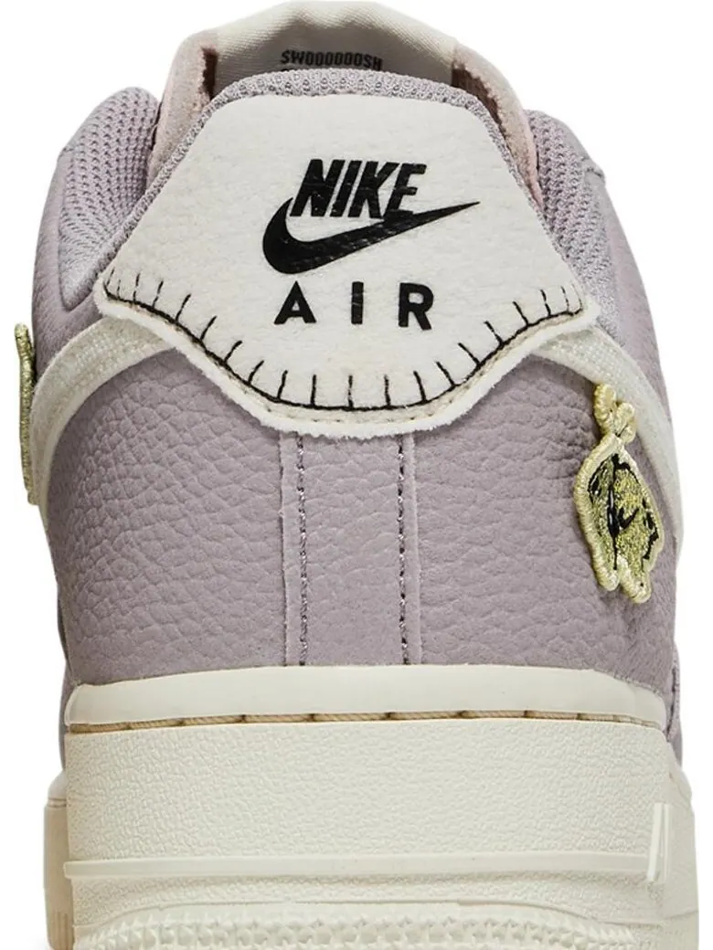 Кроссовки Nike Wmns Air Force 1 '07 SE 'Air Sprung' — изображение 7 из 8, фиолетовый