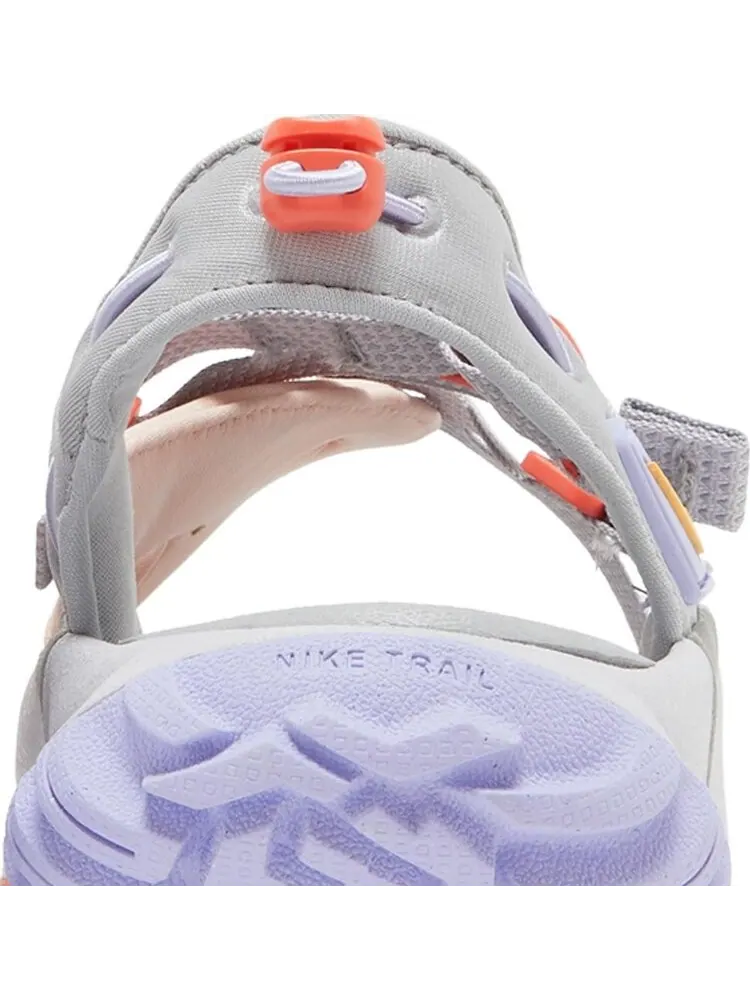 Сандалии Nike Wmns Oneonta Sandal 'Flat Silver Arctic Orange' — изображение 7 из 8, серебряный