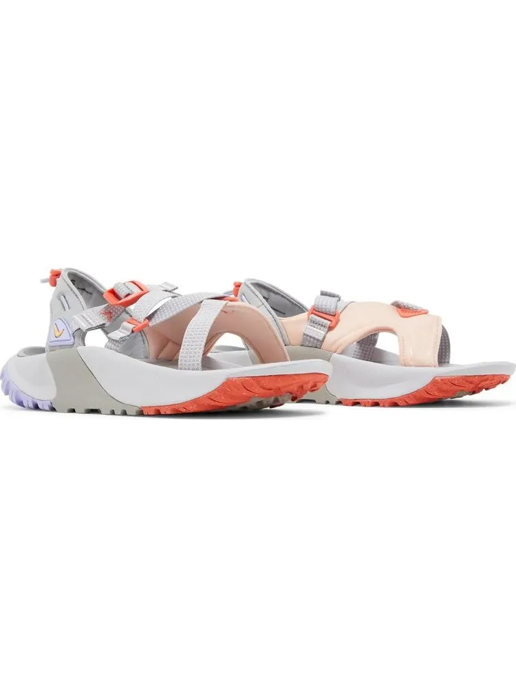 Сандалии Nike Wmns Oneonta Sandal 'Flat Silver Arctic Orange' — изображение 8 из 8, серебряный