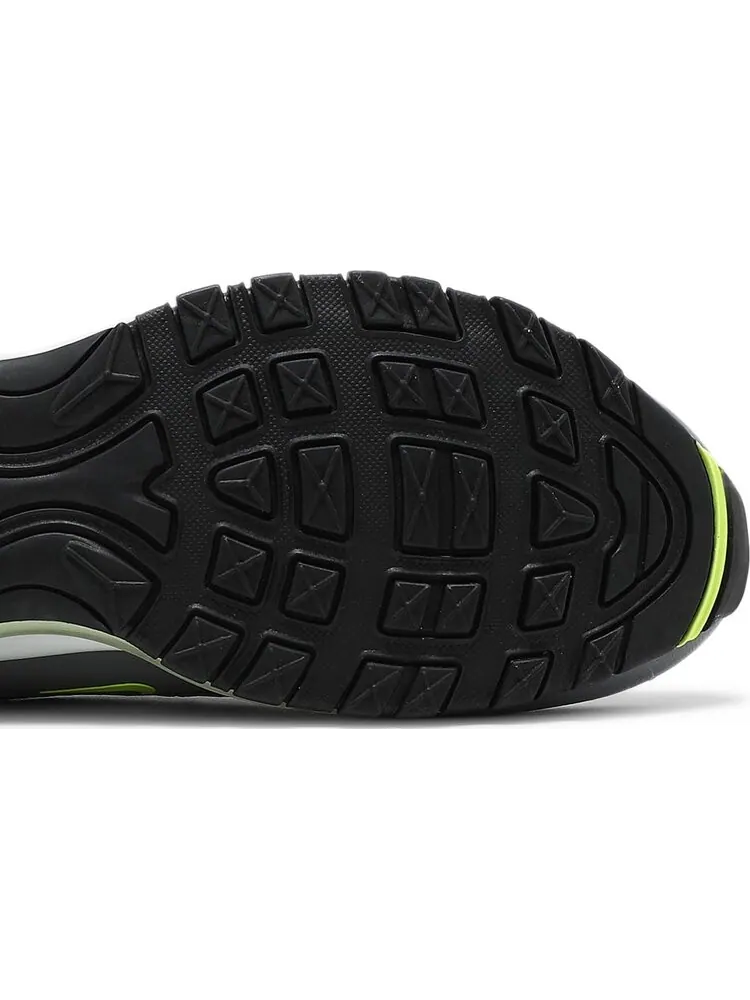 Кроссовки Nike Air Max 97 'Smoke Grey Volt' — изображение 5 из 8, серый