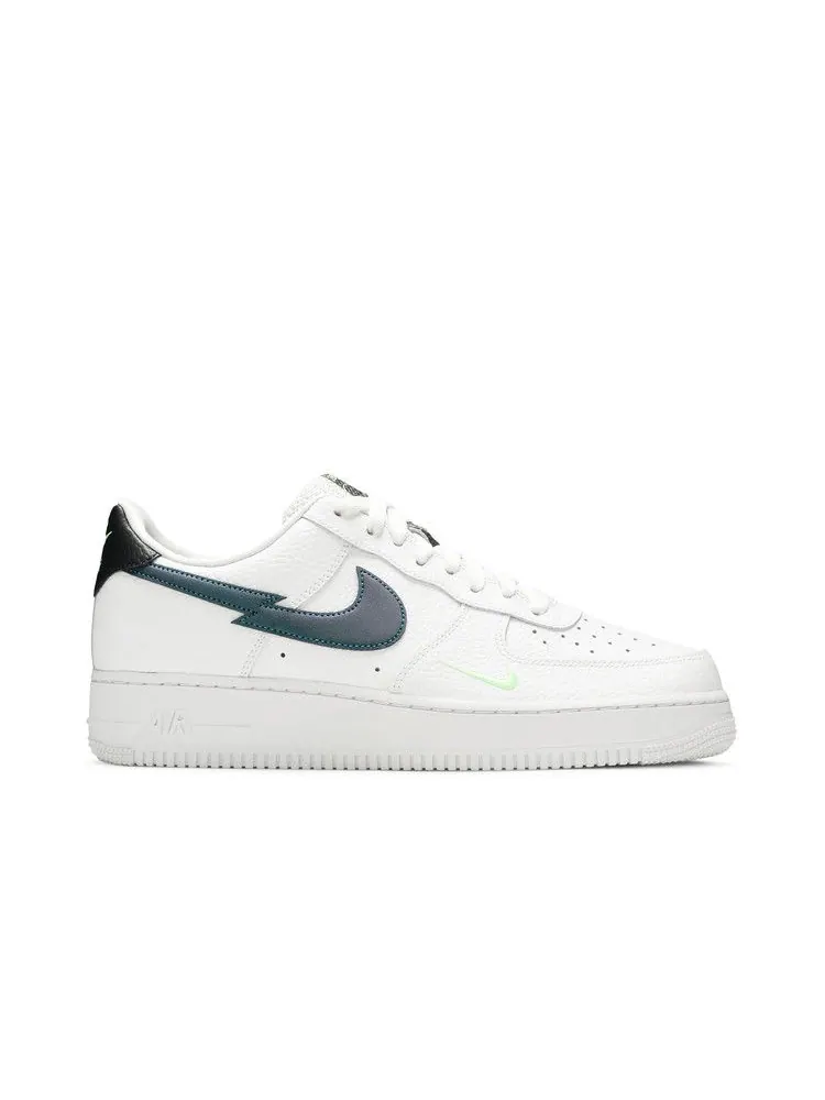 Кроссовки Nike Air Force 1 Low 'Lightning Bolt' — изображение 2 из 9, белый///черный