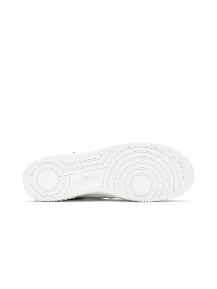 Кроссовки Nike Air Force 1 Low 'Lightning Bolt' — изображение 5 из 9, белый///черный
