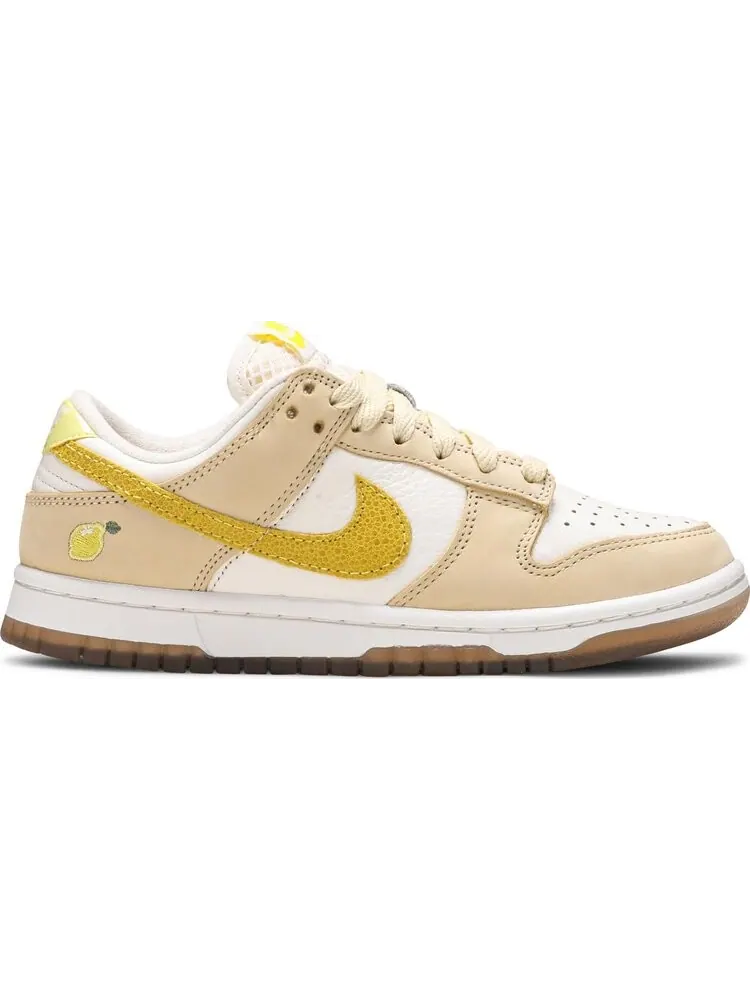 Кроссовки Nike Wmns Dunk Low 'Lemon Drop' — изображение 1 из 8, белый